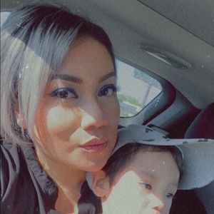 Meet your Posher, Esperanza